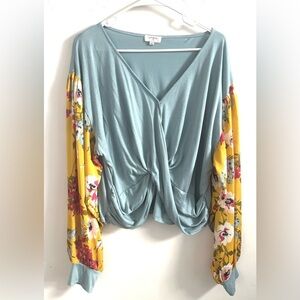 Umgee Indie Boho Peasant Blouse L Blue Yellow Twist Front Floral Sleeve Casual